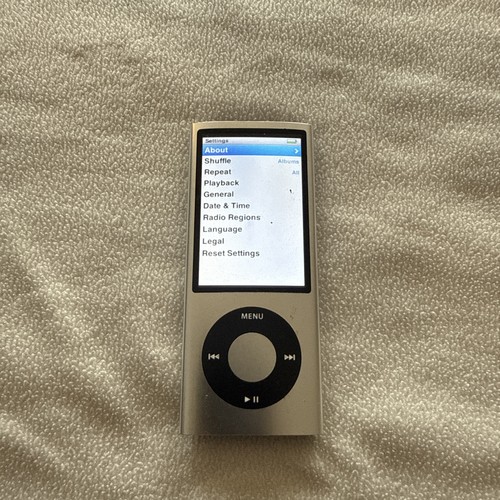 APPLE iPod Nano 5a generazione (A1320, Argento, 8 GB, batteria difettosa) - LEGGI! - Foto 5 di 11