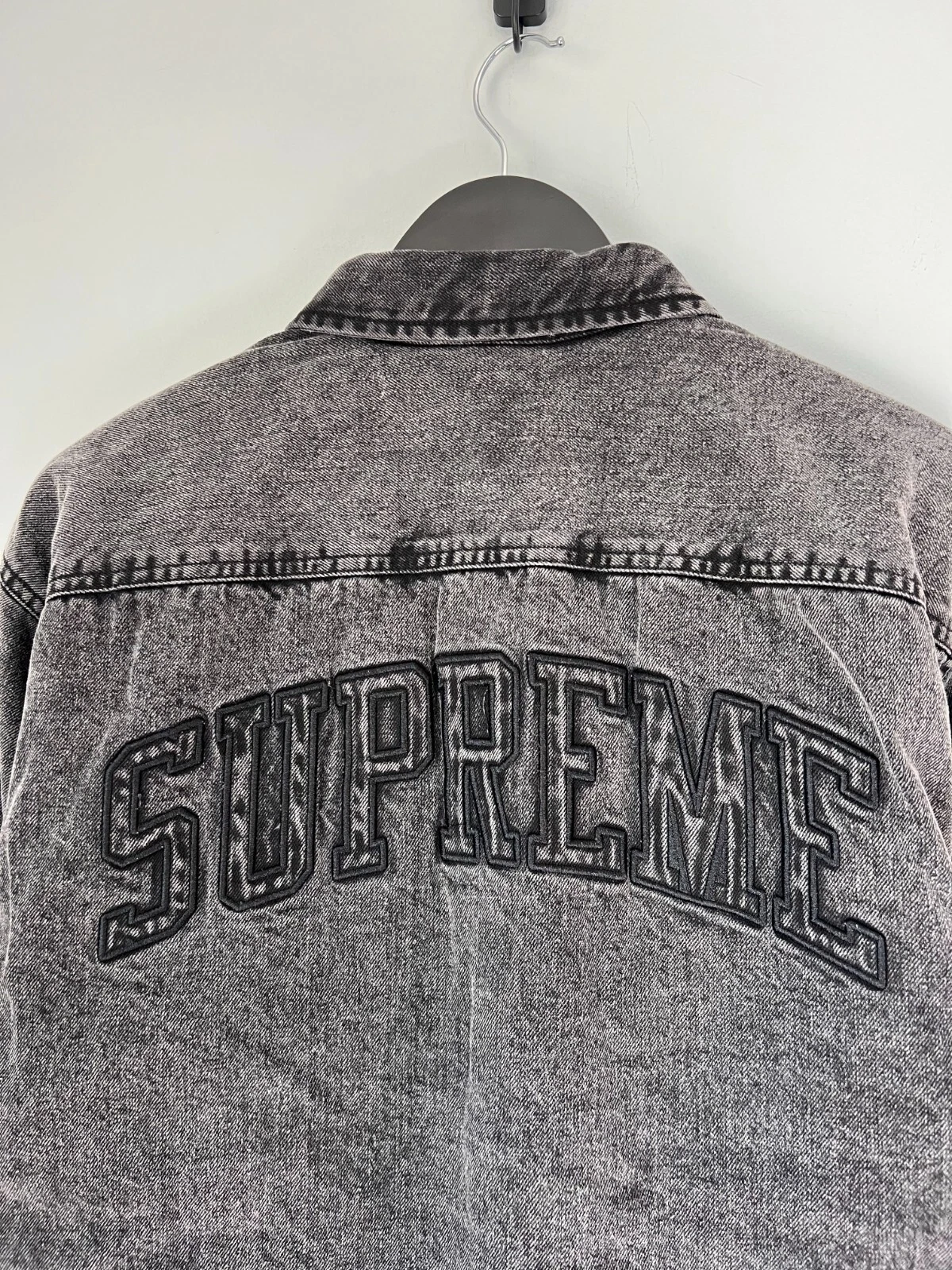 Chemise de travail Supreme Faux Shearling Denim   Taille Medium   Noir   NEUVE