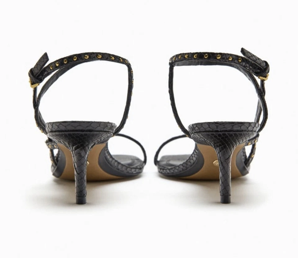 女士凉鞋,正品皮革 S 7.5 小猫高跟鞋,金色铆钉细节新品 — 第 4/4 张图片