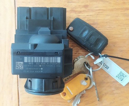 VW Crafter IGNITION LOCK A9069003803 With Key.  - Picture 1 of 6