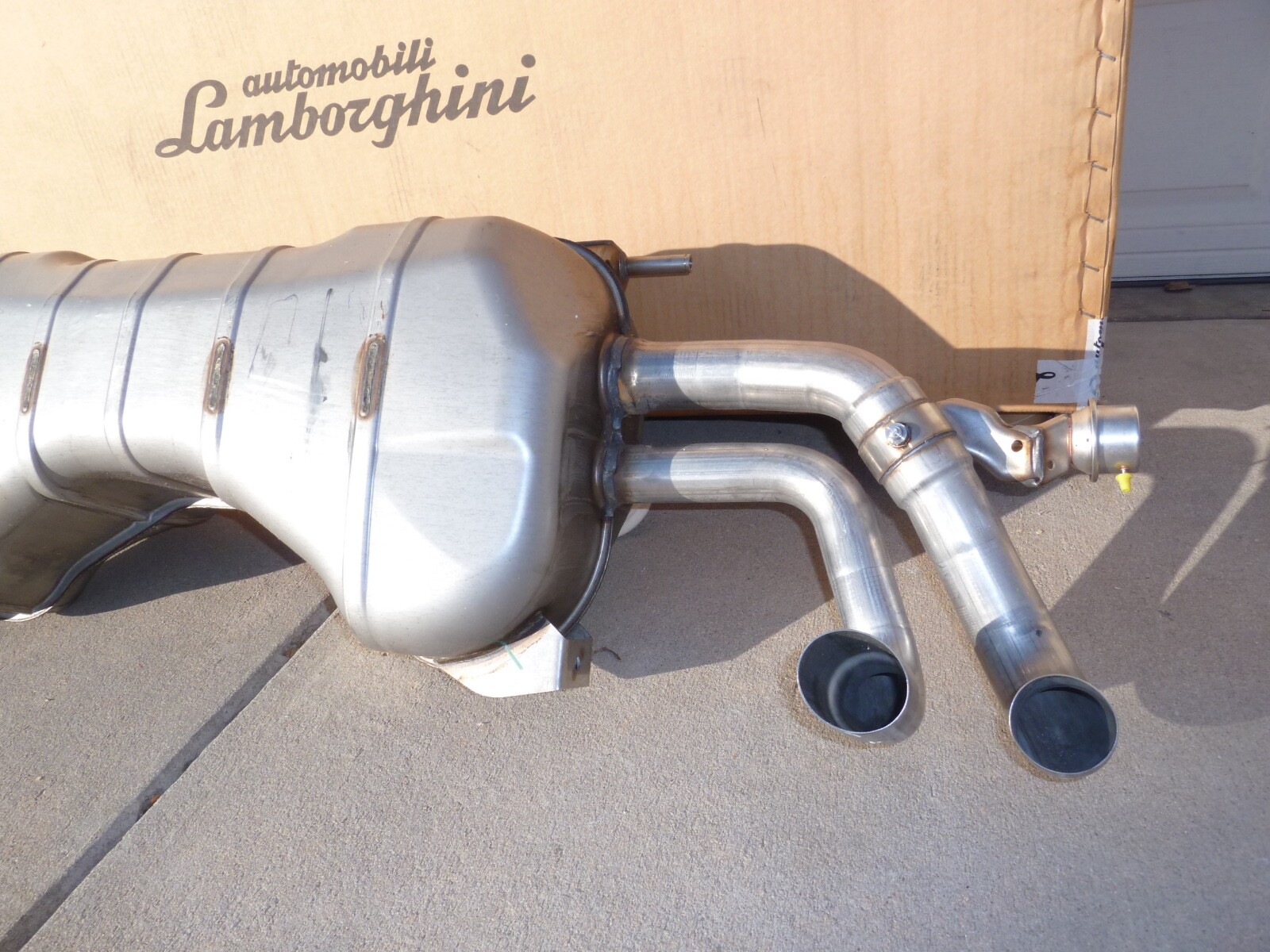 NEW Lamborghini Huracan Factory OEM Stock Sport Exhaust System 