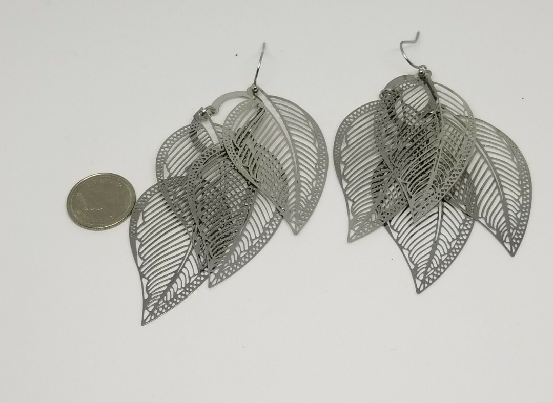 Leaf Feather Cluster Silver Tone Openwork Lightwe… - image 4