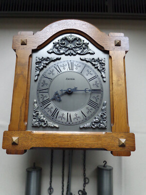 Wanduhr Hermle, Pendel, Eiche rustikal Ziffernblatt Zinn, Pendeluhr, neuwertig