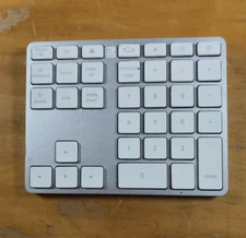 Macally Bluetooth Number Pad 35 KEY for Apple Laptops, Mac BTNUMKEYPRO