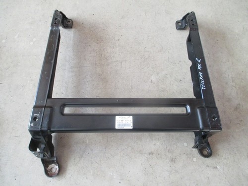 Sitzkonsole links VW Touareg Audi Q7 4L Fahrersitz Konsole 7L0881677B