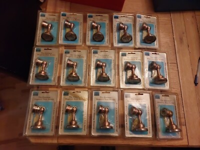 Restposten 15 HTC Builders Hardware The Doorman magnetischer Türhalter Boden Sockelleisten*