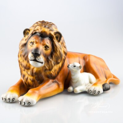 HEREND ''Kingdom Classic '' Lion and Lamb figurine VERY RARE!