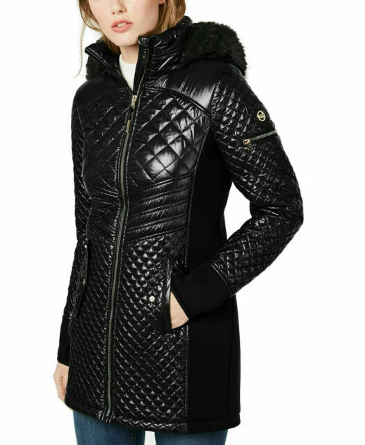 Cappotto con cappuccio Michael Kors nero trapuntato misto misto finiture in pelliccia sintetica taglia M