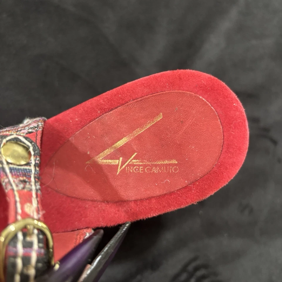 Vince Camuto cuña roja talla 8,5 Foto 3 de 4