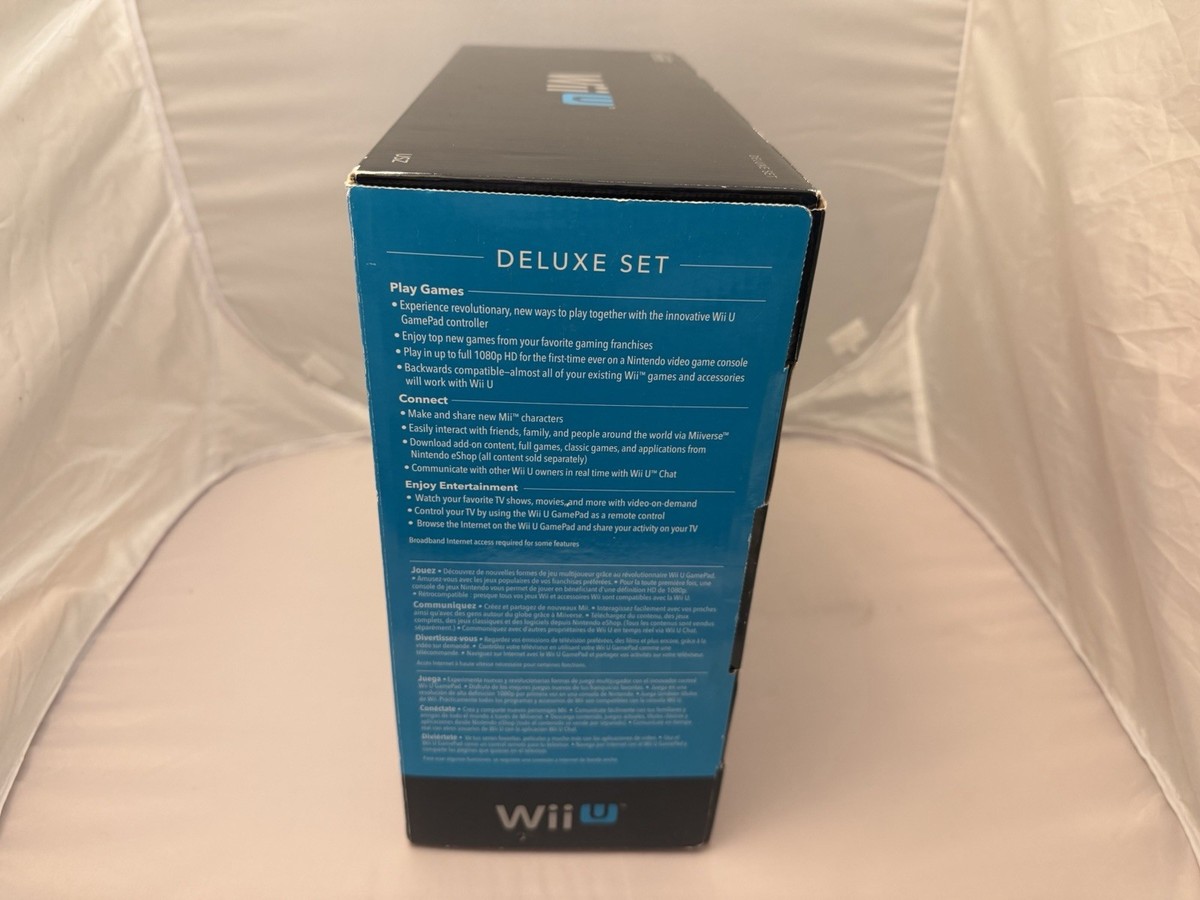 Wii U Deluxe Set 32GB Console Bundle Nintendo Land In Box Brand