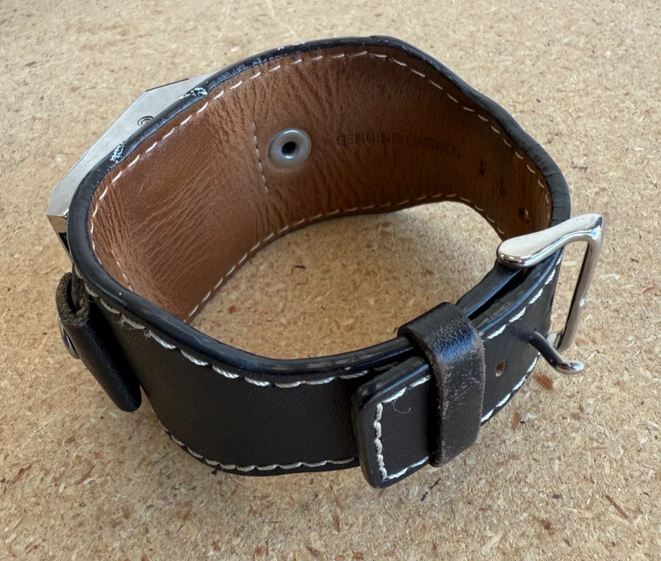 *RARO* Adidas HSD 604 LED Reloj Correa de Cuero con Estuche Original *NECESITA BATERÍA* Foto 3 de 4