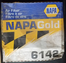 NAPA GOLD Air Filter Part# 6142