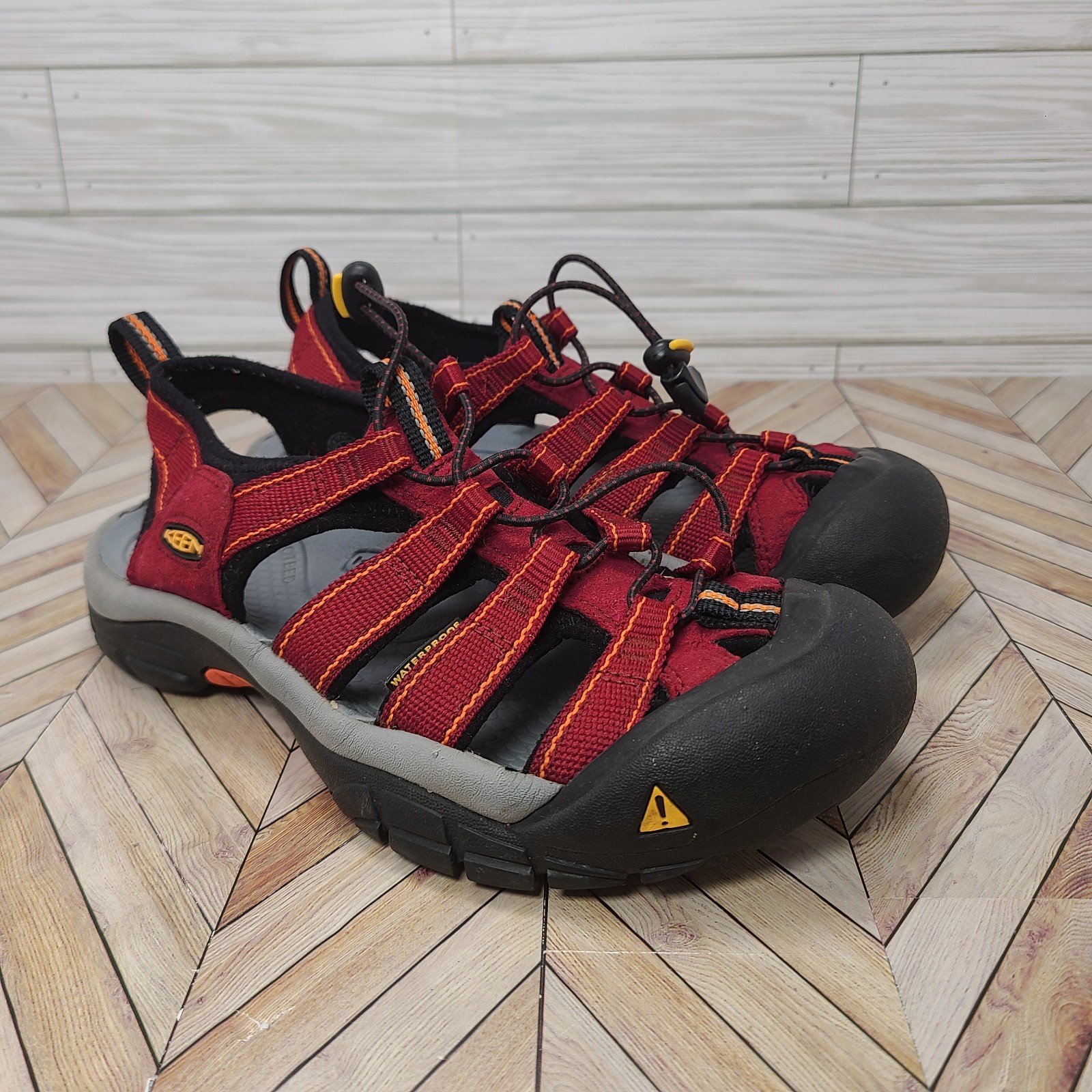 Sandali Keen Newport sportivi da trekking all'aperto da donna taglia US 6 5 EU 37