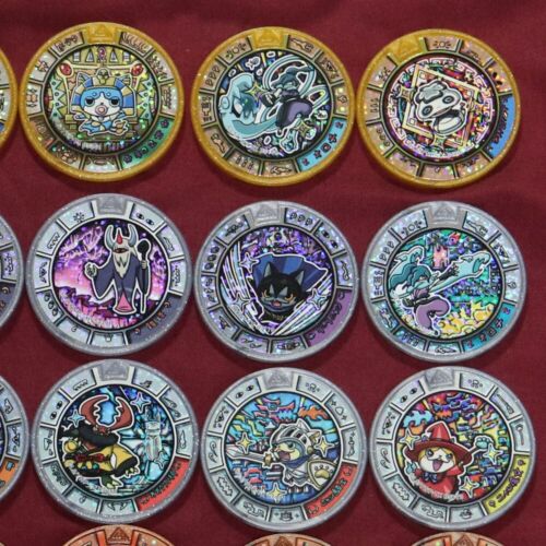 YOKAI UHR TREASURE Medaille Ausrüstung Menge 36p Holo mit Etui für Pod Morpher Yo-Kai - Bild 4 von 9