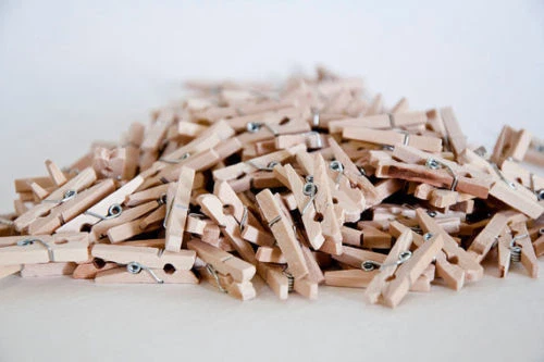 25mm MINI WOOD WOODEN PEGS NATURAL CRAFT WEDDING CLOTHES PIN LINE PHOTO BABY - image 4 of 4