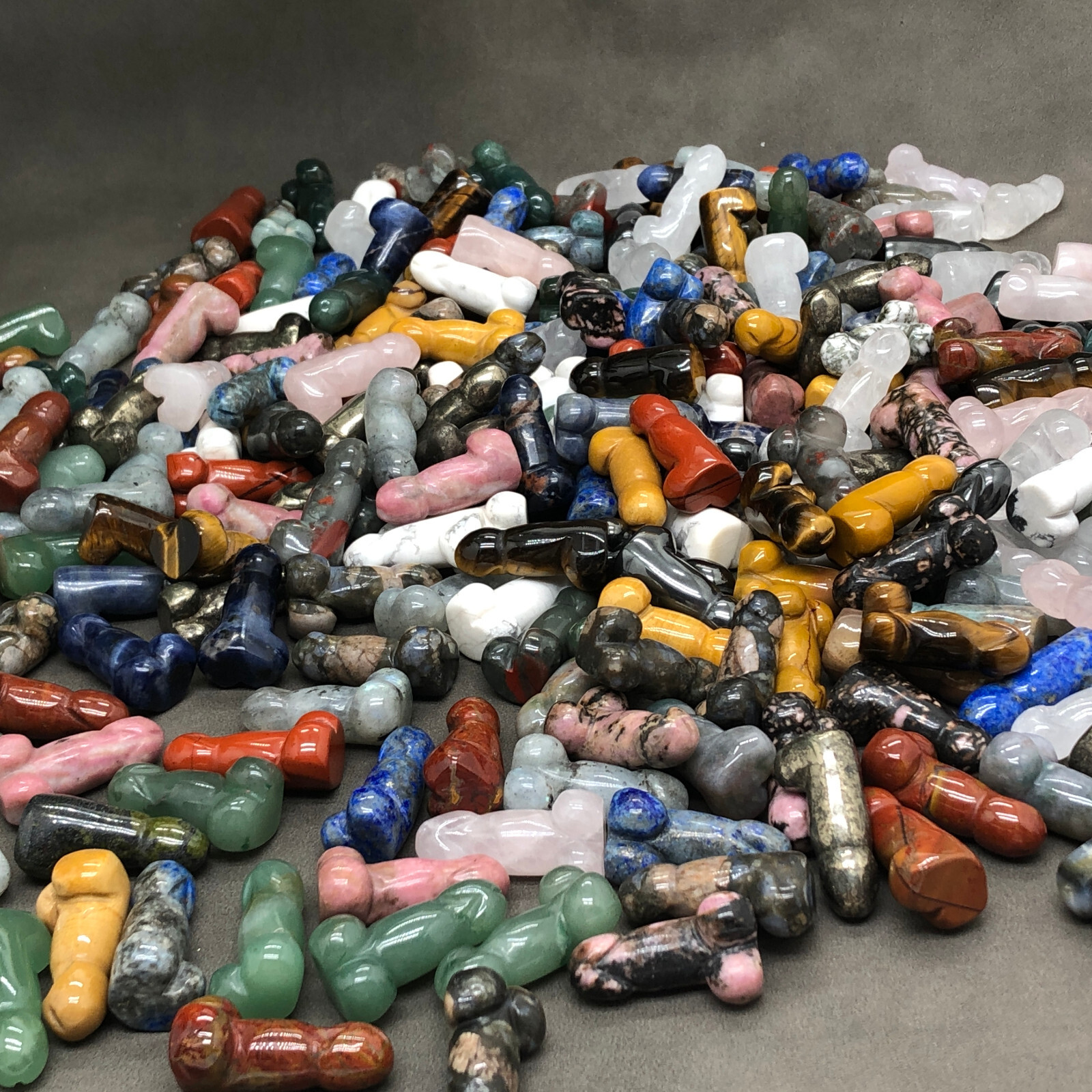 Natural Mix mini Mushroom Quartz Crystal Carved Skull Healing Random