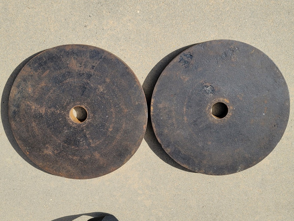 Vtg Unbranded Ivanko Barbell DEEP DISH 2 x 45 lbs (2