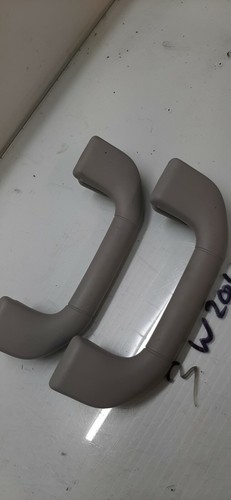 2008-2014 Mercedes C250 C300 C350 Front Grab Handle Oem - Picture 3 of 3
