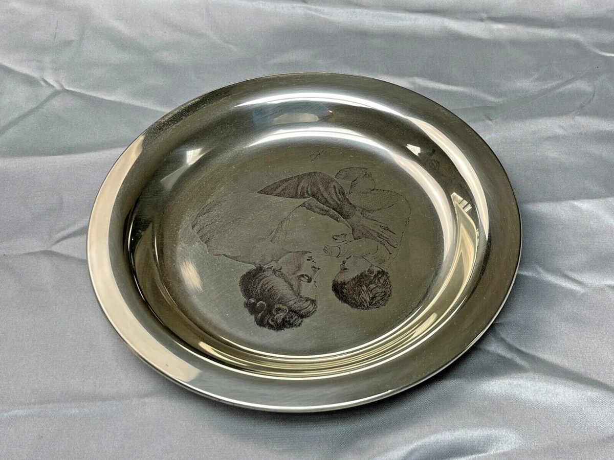 Franklin Mint 1973 Sterling Silver Mother's Day Plate ==Mother