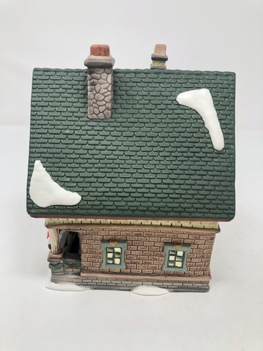 Holiday Time Christmas Village “Bed & Breakfast” Lighted Porcelain Hand Painted - Picture 5 of 8