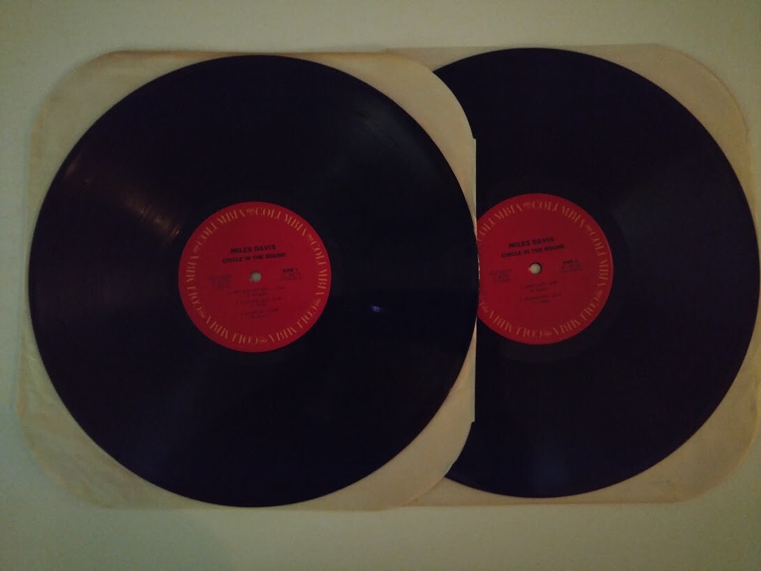 MILES DAVIS 2LP CIRCLE IN THE ROUND 1979 COLUMBIA KC2-36278 1ST