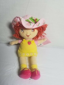 STRAWBERRY SHORTCAKE PLUSH DOLL 13