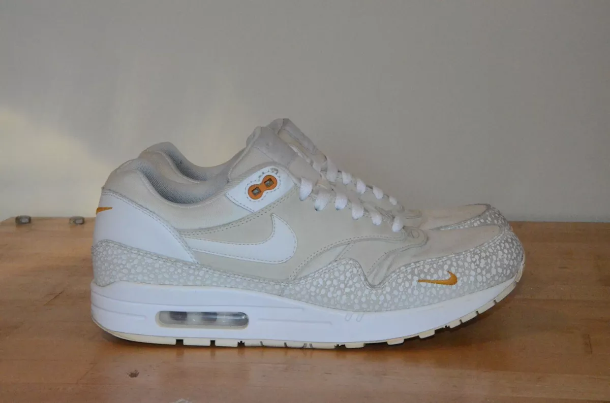 NIKE x ATMOS AIR MAX 1 KUMQUAT - SIZE 10 - 512033-110