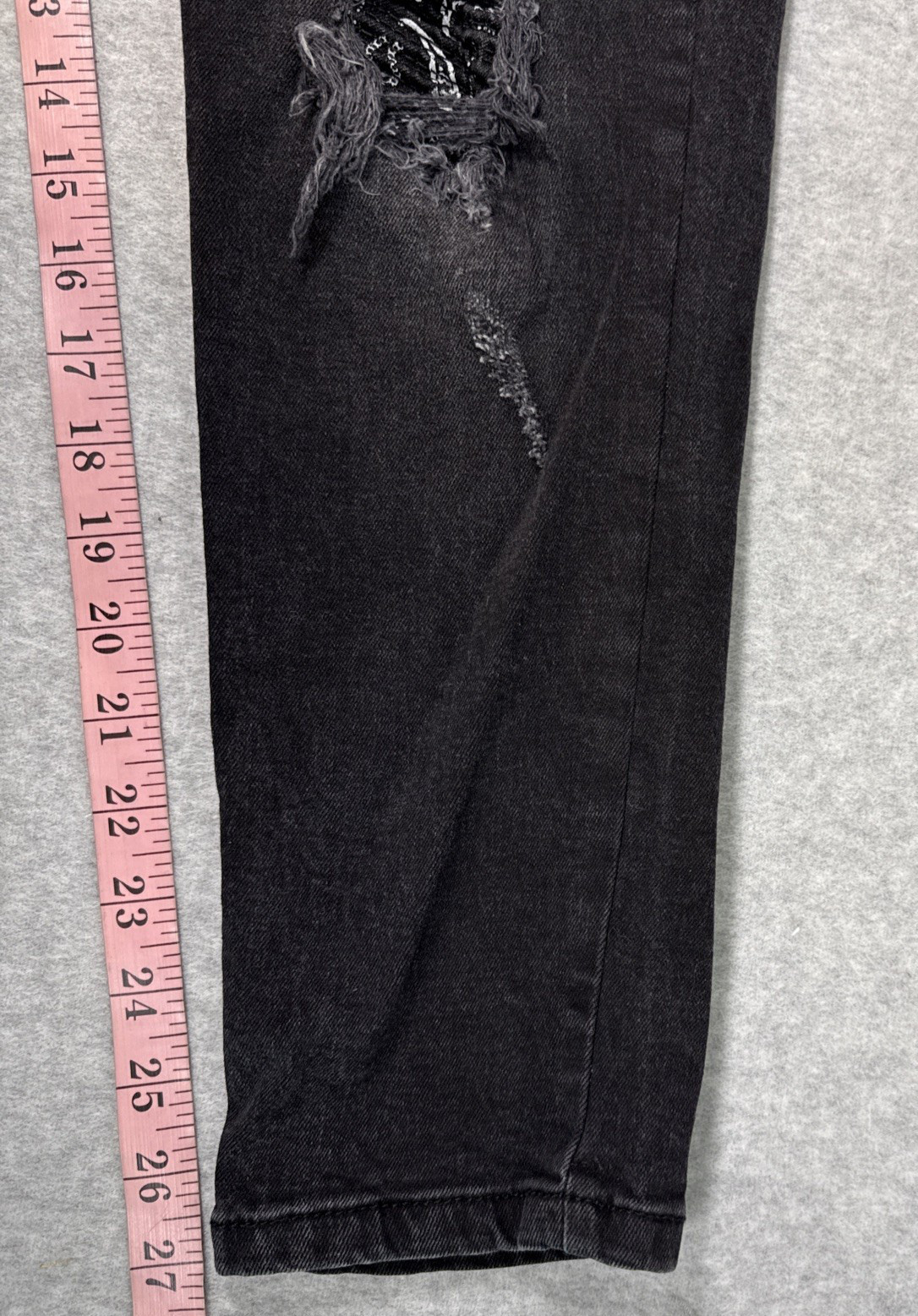 BooHoo Man Men Black Wash Denim Distressed Cargo Jeans Size 32S ButtonFly PreOwn