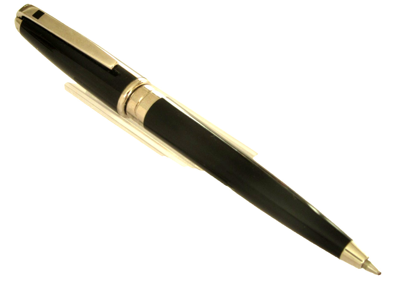 Stylo bille S.T. Dupont Olympio en laque de Chine noire pour écriture de luxe
