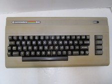 COMMODORE 64 COMPUTER 250407 HEATSINKS GAL PLA C64 TESTED WORKING LOT X21
