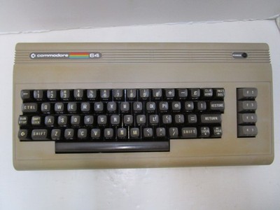 COMMODORE 64 COMPUTER 250407 HEATSINKS GAL PLA C64 TESTED & WORKING LOT#X21  