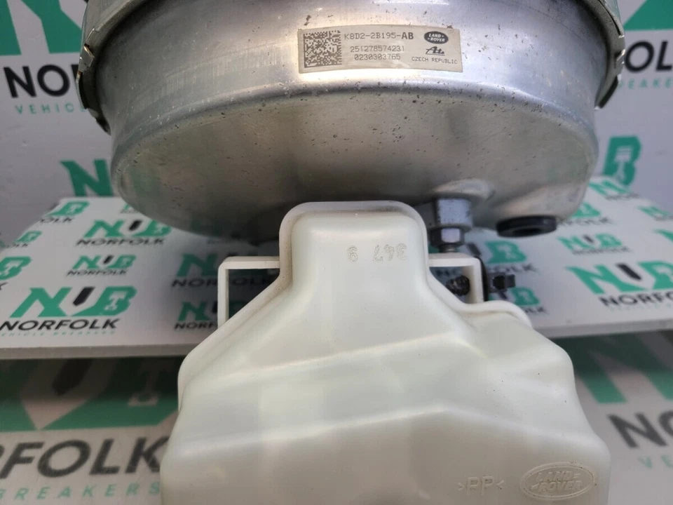 Range Rover Evoque L551 Brake Master Cylinder K8D22B195AB - Image 2 of 4