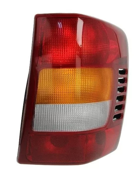 Remplacer un phare cassé avec ce feu arrière droit Jeep Grand Cherokee WJ