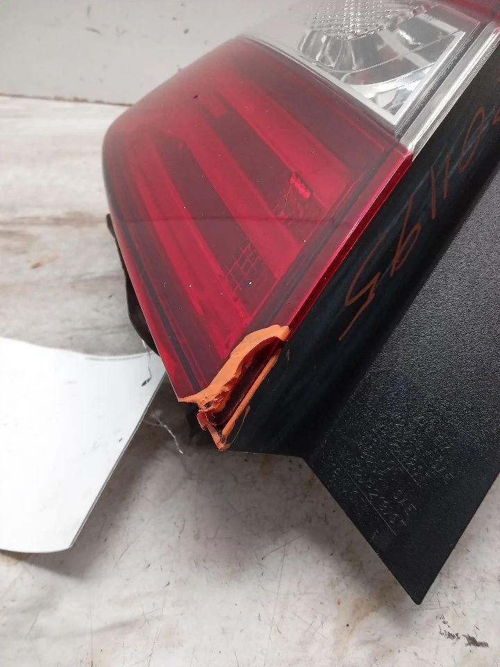 Honda Accord 16-17 задний фонарь водитель левая сторона четверть установлен, лампа накаливания, L. - Изображение 2 из 4