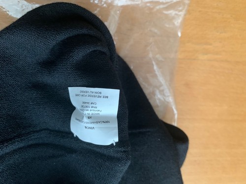 Vince NWT Key hole 3/4 sleeves cashmere black sweater V068371767 size XS - Picture 13 of 14