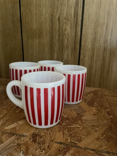5 Vintage Hazel Atlas Red Candy Stripe Milk Glass Mugs, Pre-owned Good Condition