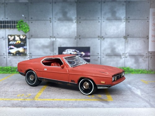 1971 Ford Mustang Mach 1 Weathered Customized 1/64 Diecast Barn Find Project Car - Picture 9 of 13