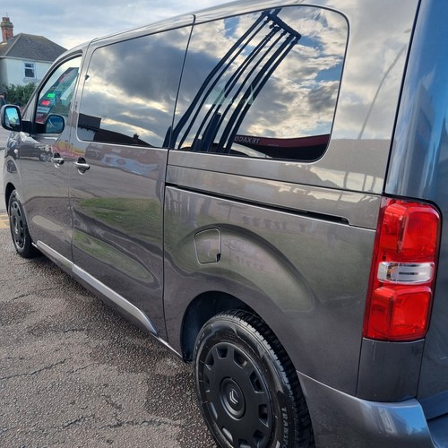 2019 Citroen Space Tourer 1.5 BlueHDi 120 Business M 5dr MPV DIESEL Manual - Picture 5 of 22