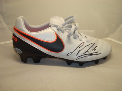 sergio ramos soccer cleats