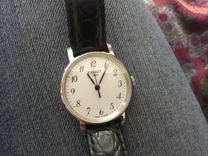 montre Tissot femme quasi neuve Every time small style classique garantie