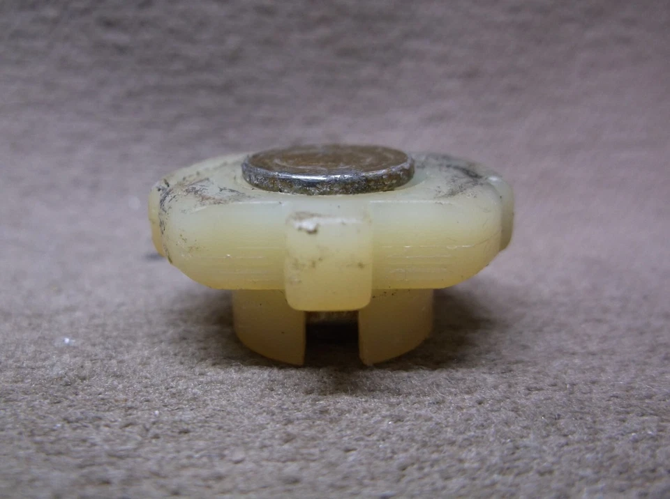 1969 1970 MERMERCURY COUGAR XR7 ЭЛИМИНАТОР FORD MUSTANG ЧЕТВЕРТЬ ОКНА РОЛИК - Изображение 2 из 4