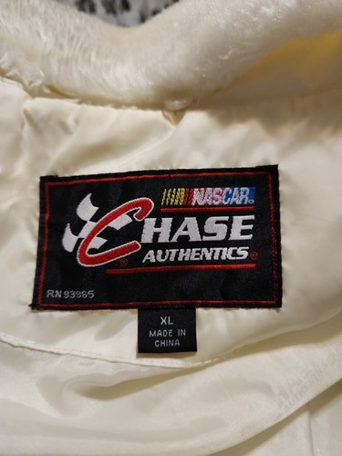 NASCAR Jimmy Johnson #48 Unisex XL Ivory Long Sleeve Puffer Jacket - Picture 9 of 13