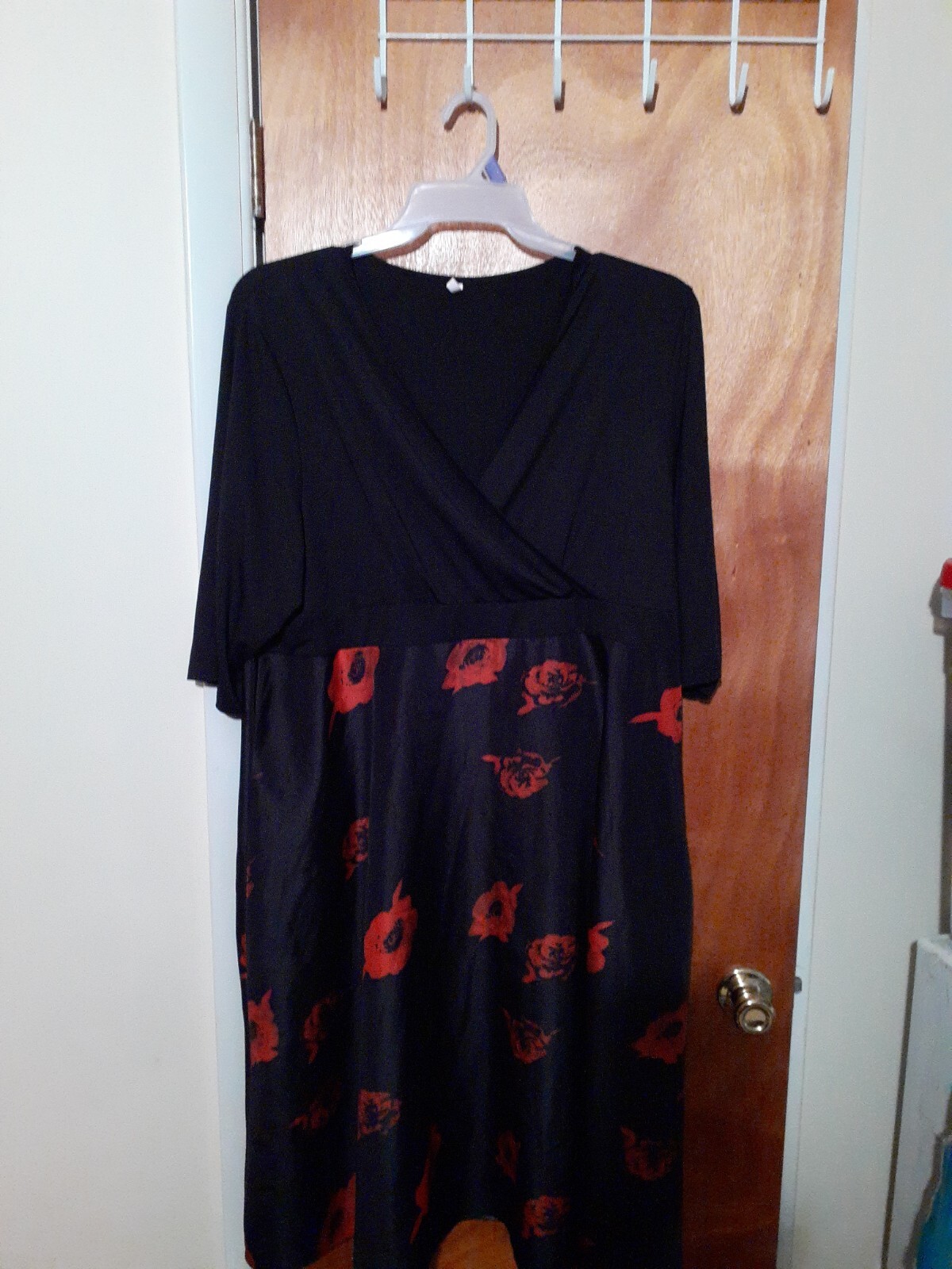 Picture 2 of 8
