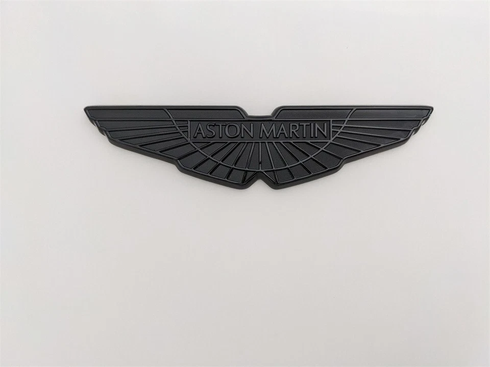 Novo capô/bota Aston Martin Vantage emblema preto KY63-407A74-BA - Imagem 2 de 3