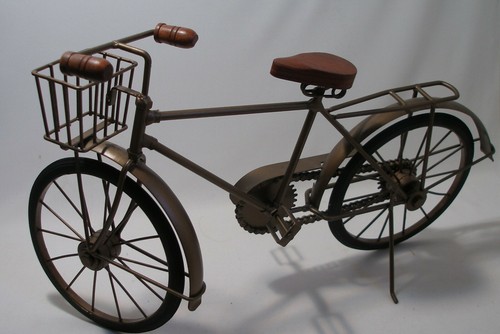 50's Vintage Bicycle Figurine with Basket Decorative Figurine 19x11 Brown Metal - Picture 7 of 12