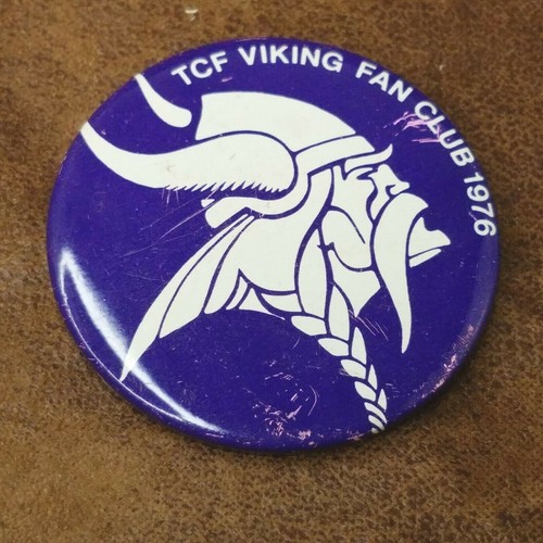 Spilla vintage 1976 Minnesota Vikings TCF Viking Fan Club Bank NFL NFC viola