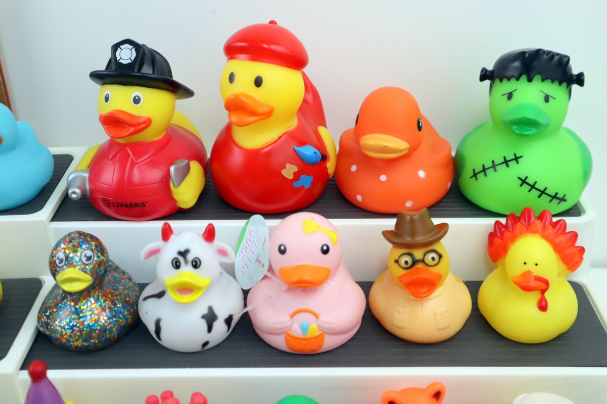 【新品】Jeep Duck フィギュアセット Rubber Duck Toy Lot of 44 JEEP Various Colorful Ducks
