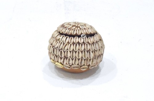African Cowrie Shell Gourd Box Ritual Kenya - Picture 3 of 5