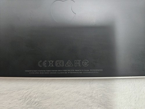 Apple Magic Trackpad - czarna powierzchnia Multi-Touch - Zdjęcie 10 z 10