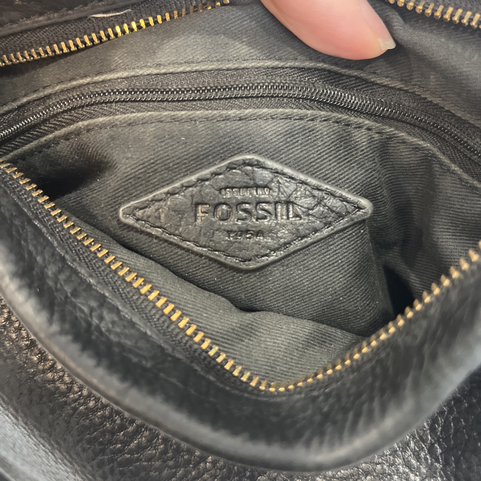 Fossil Pebbled Leather Solid Black Crossbody Shou… - image 10